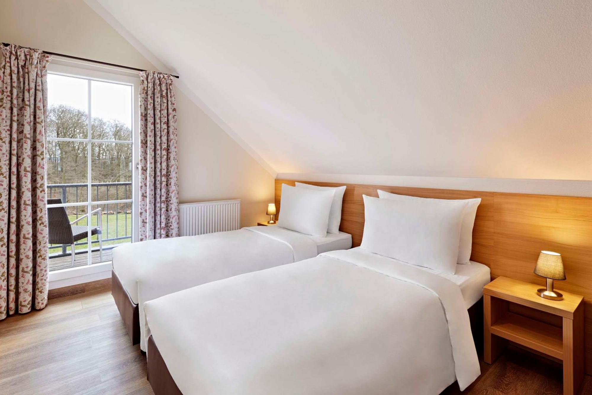 Lindner Hotel Nurburgring Ferienpark, Part Of Jdv By Hyatt ドレース エクステリア 写真